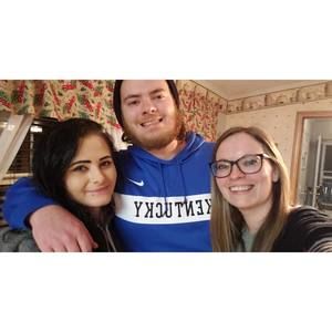 Meet your Posher, Andrea